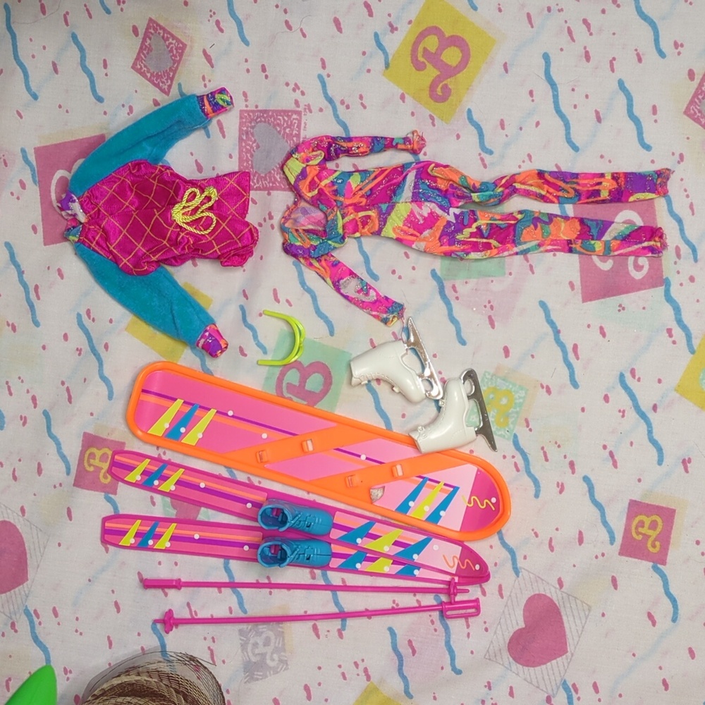 Winter Sports Barbie Multicolor Ski and Skate Doll Accessories Set